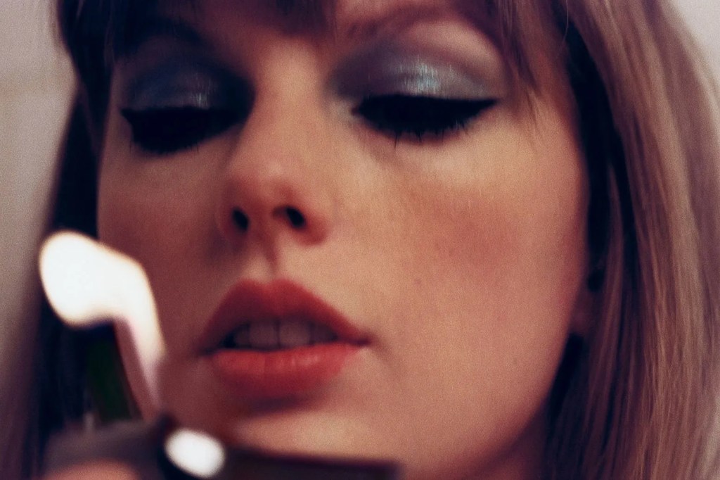 Taylor Swift Returns to Pop With ‘Midnights’