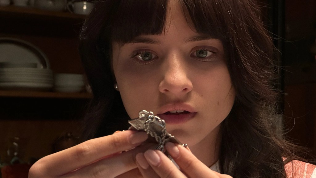 ‘The Curse of The Necklace’ Trailer | Violet and Madeleine McGraw Star in New Horror&nbsp;Film