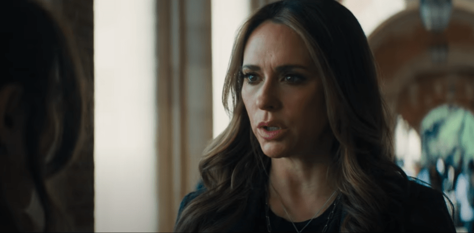 Jennifer Love Hewitt and Freddie Prinze Jr. Are Back in the ‘I Know What You Did Last Summer’&nbsp;Trailer