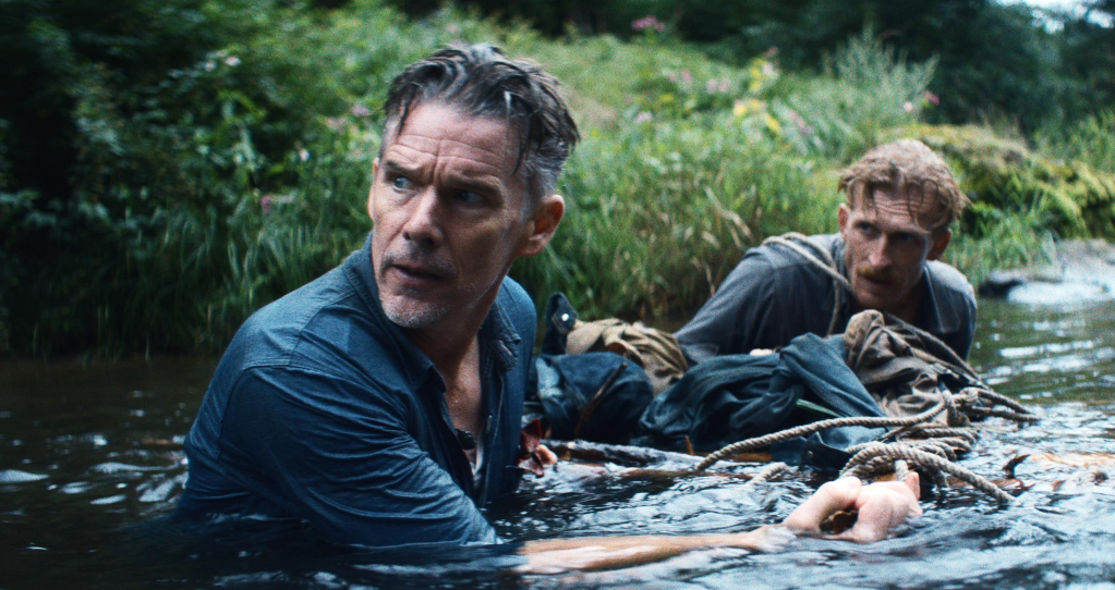 Ethan Hawke and Russell Crowe Star in ‘The&nbsp;Weight’
